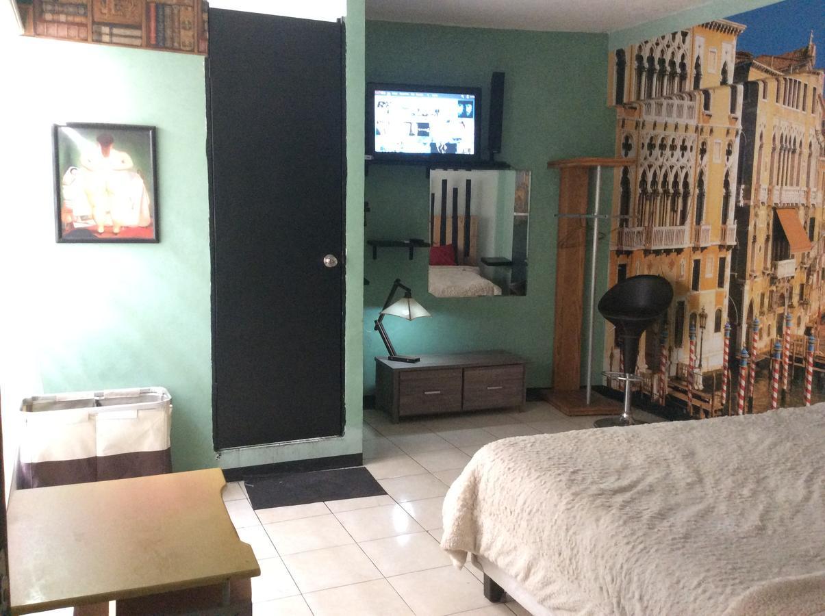 Hostal 50 Xalapa Eksteriør billede